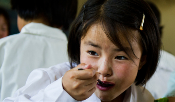 북한 아동.PNG