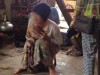 캄보디아서 두 살 된 아이 악어 우리에 추락해 사망
